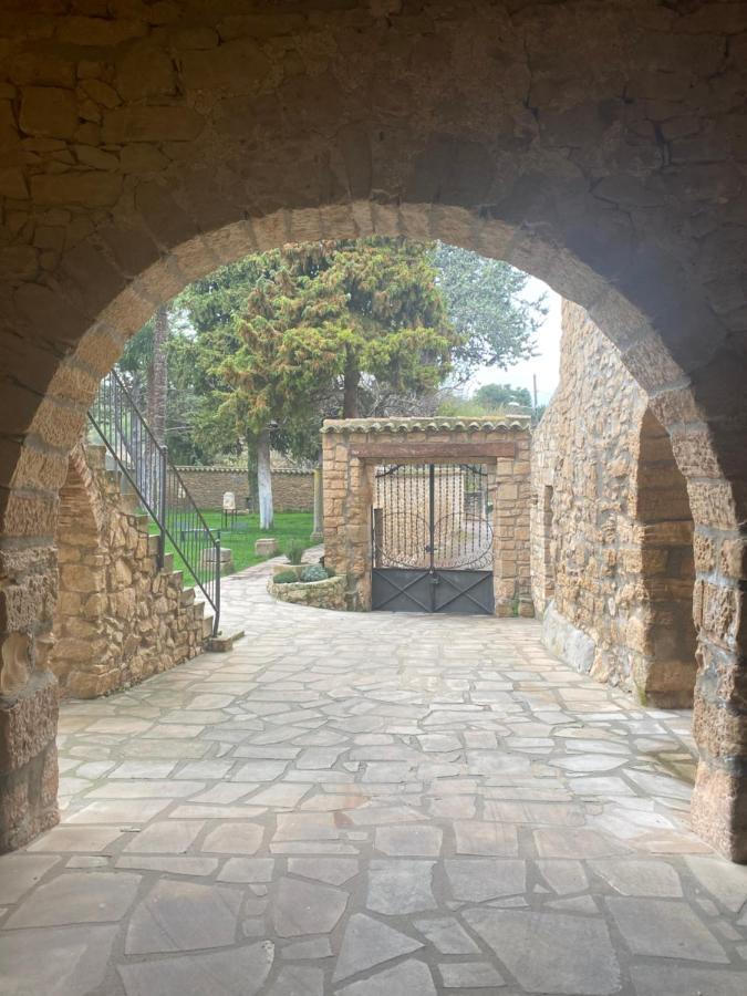 Casa Llobera 1792 Hotel La Pobla de Cervoles Ngoại thất bức ảnh